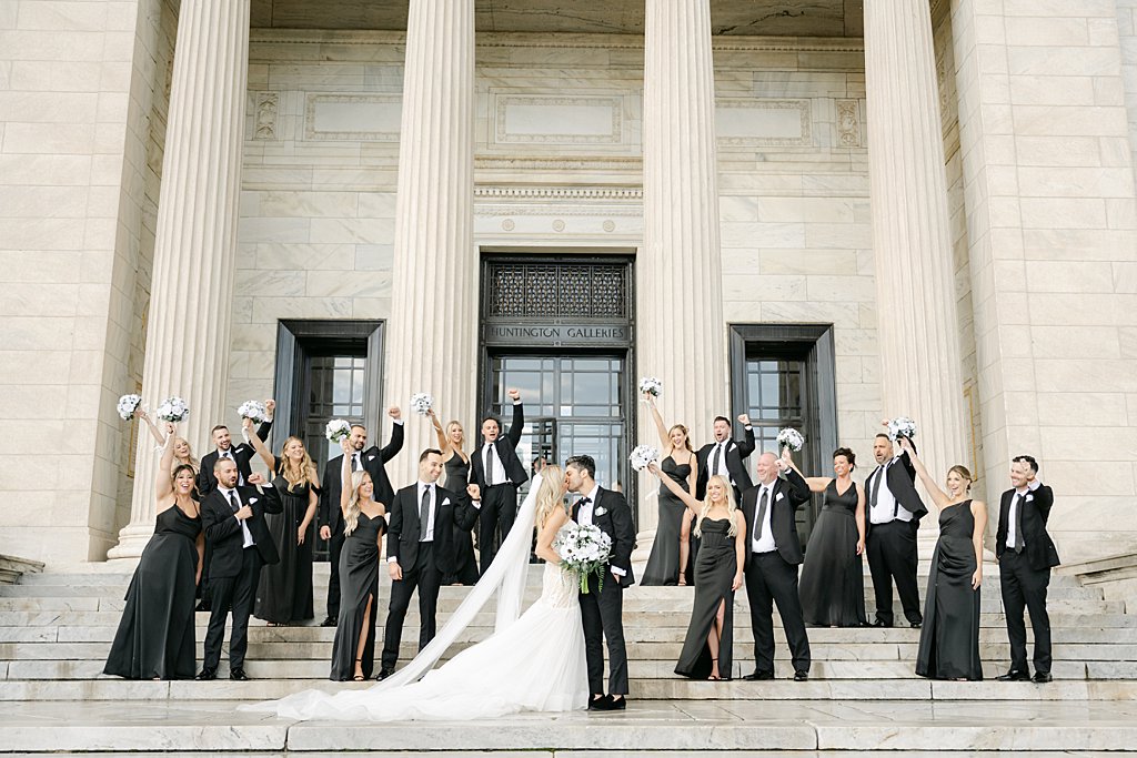 Black and White Wedding
Bridal Party at the Cleveland Museum of Art
